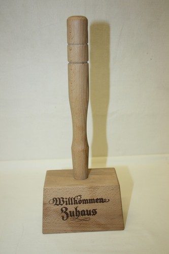 älterer holz hammer - holz, "