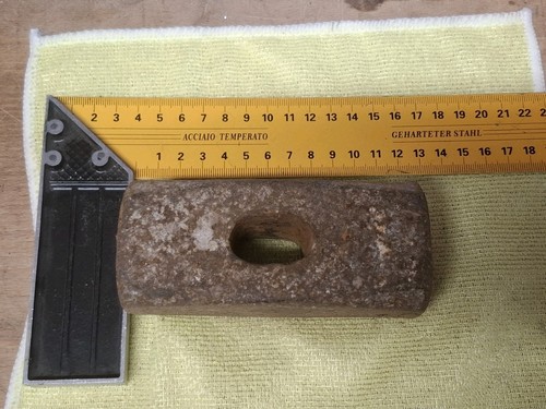 Antikes werkzeug hammerkopf - werkzeug,