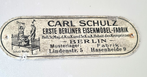 Kleines altes metallschild - kleines,